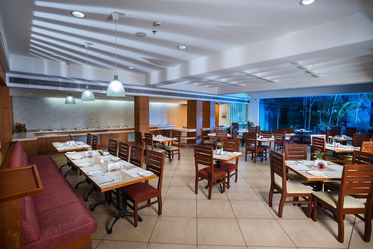 精英宫酒店 Kochi 外观 照片